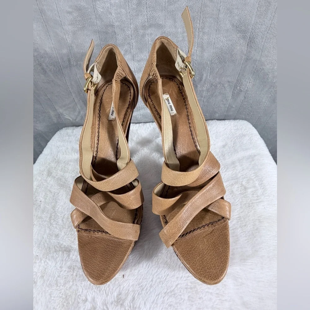 Miu Miu Tan Leather Strappy Cork Platform Heels Size 38 Made in Italy size 7.5